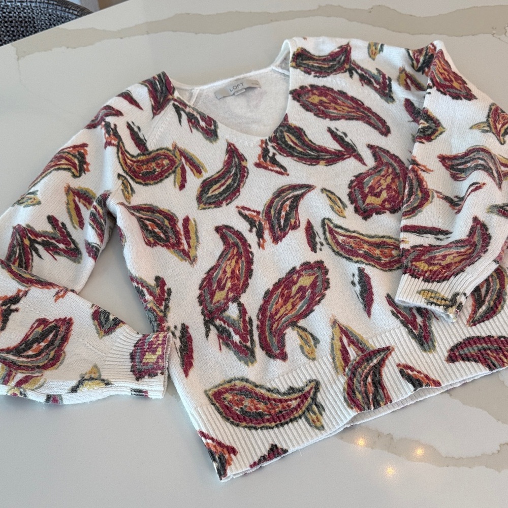 LOFT Cream V-Neck Sweater with Paisley Leaf Design
